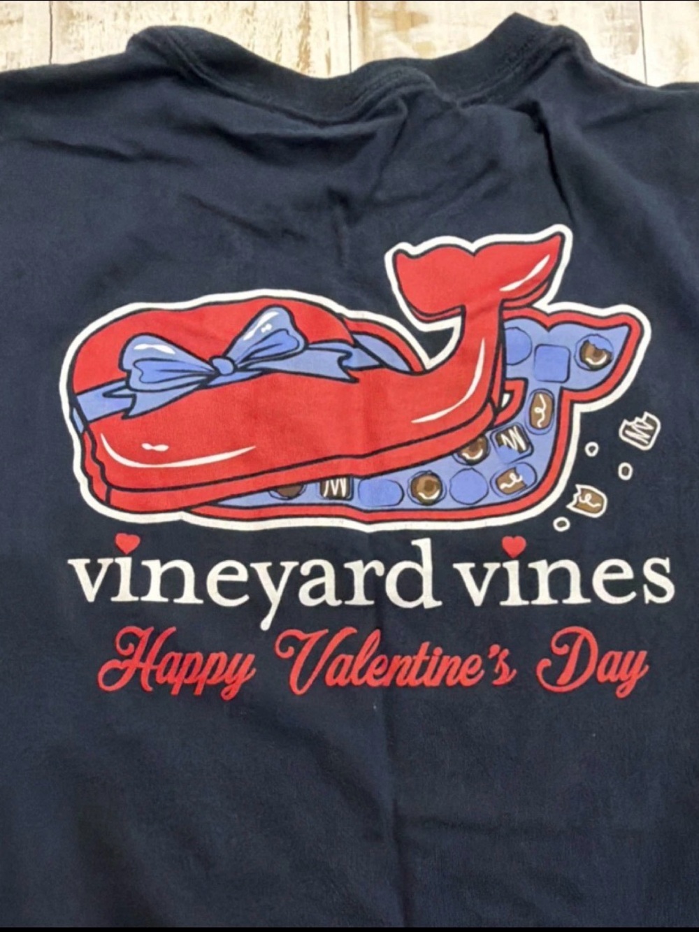 Vineyard Vines Boys L Navy Long Sleeve Tee with Valentines Day Graphic